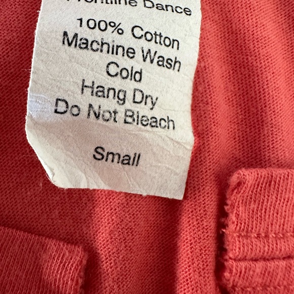 Vintage! Made in the USA! Graphic Tee! - Picture 8 of 8